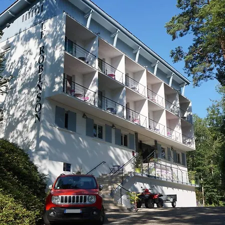 מלון Robinson 3*