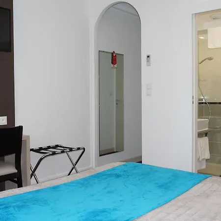 מלון Robinson 3*