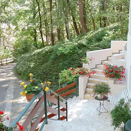 Ξενοδοχείο Robinson 3*