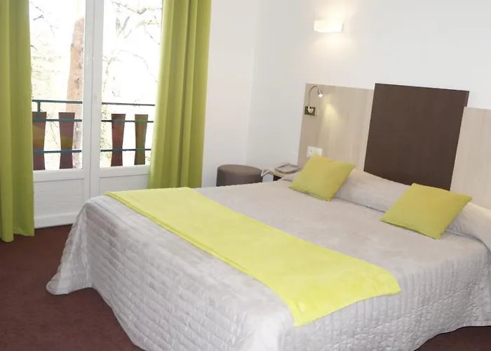 Ξενοδοχείο Robinson 3*