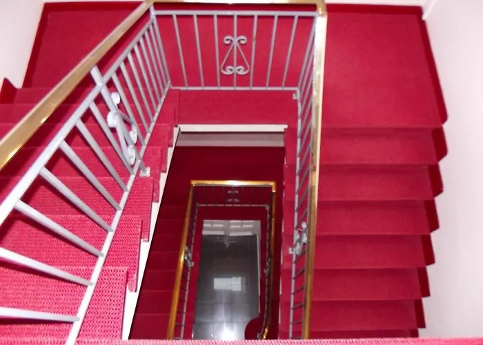 Ξενοδοχείο Robinson 3*